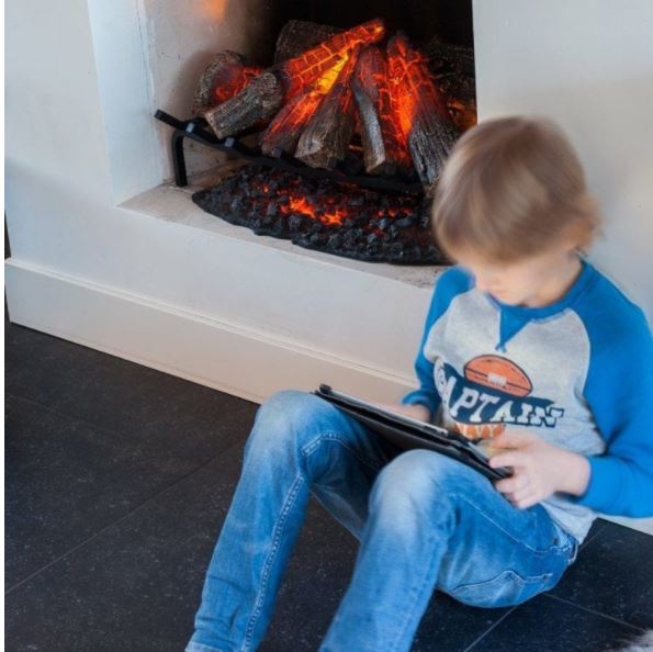 Camini elettrici ad acqua come i classici focolari